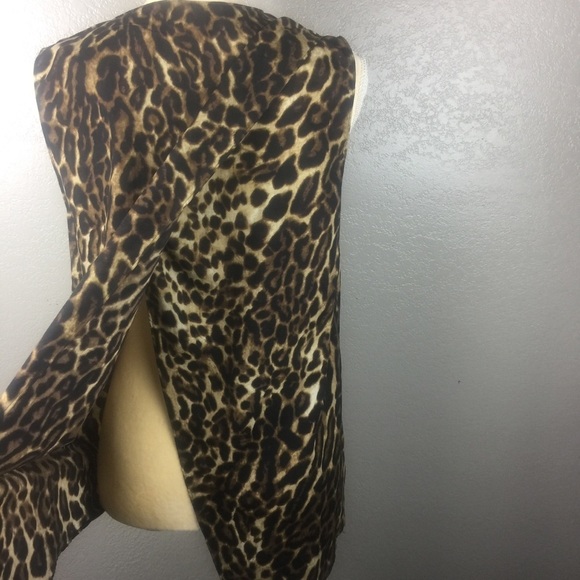 LAUREN Ralph Lauren Gorgeous Cheetah Silk Split Back Blouse Size Small Like New - Picture 4 of 8